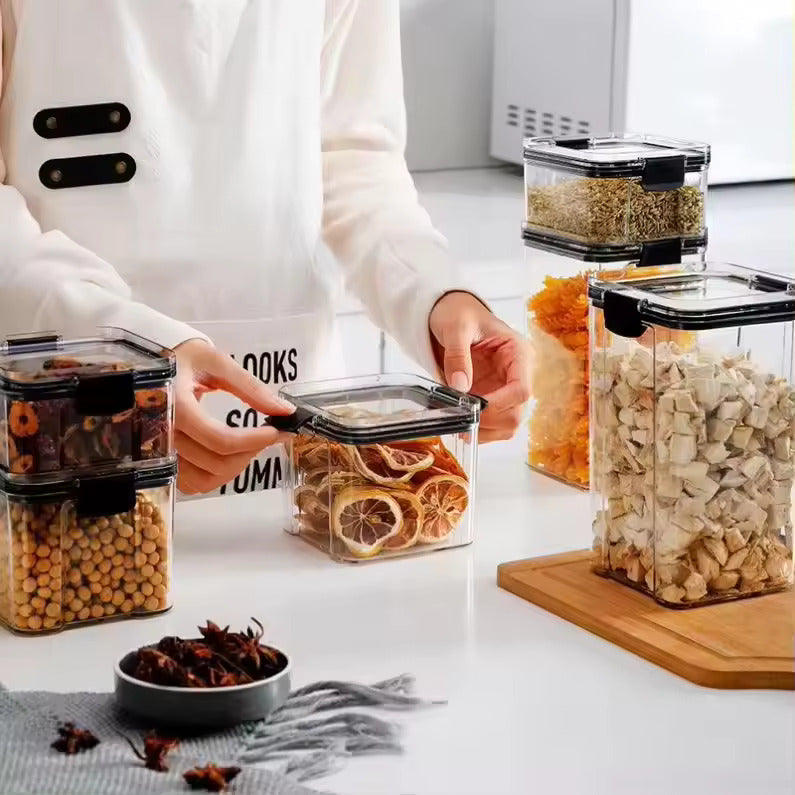 Set Contenitori per la Cucina